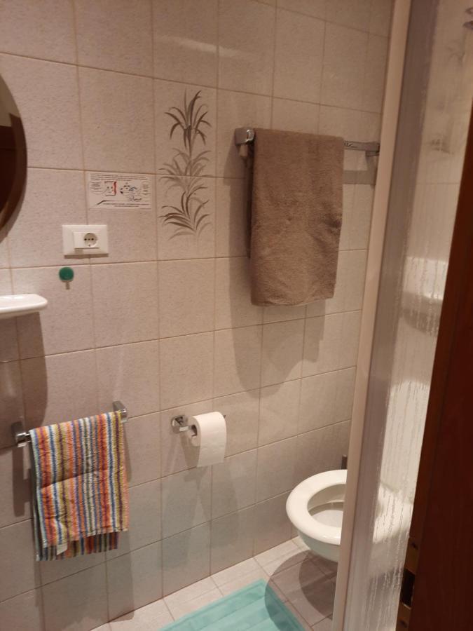 "Bindergor-Hof" Georg Barbieri Apartment Terlano Bagian luar foto