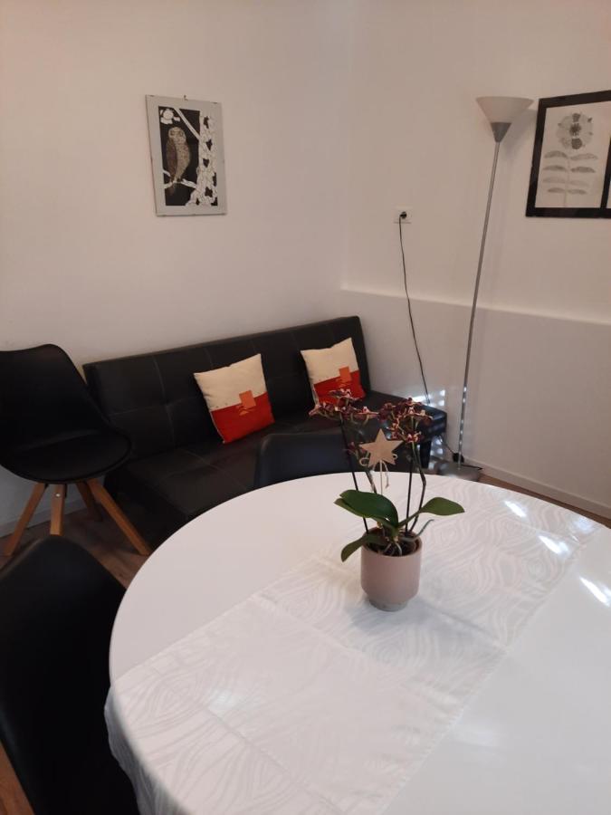 "Bindergor-Hof" Georg Barbieri Apartment Terlano Bagian luar foto