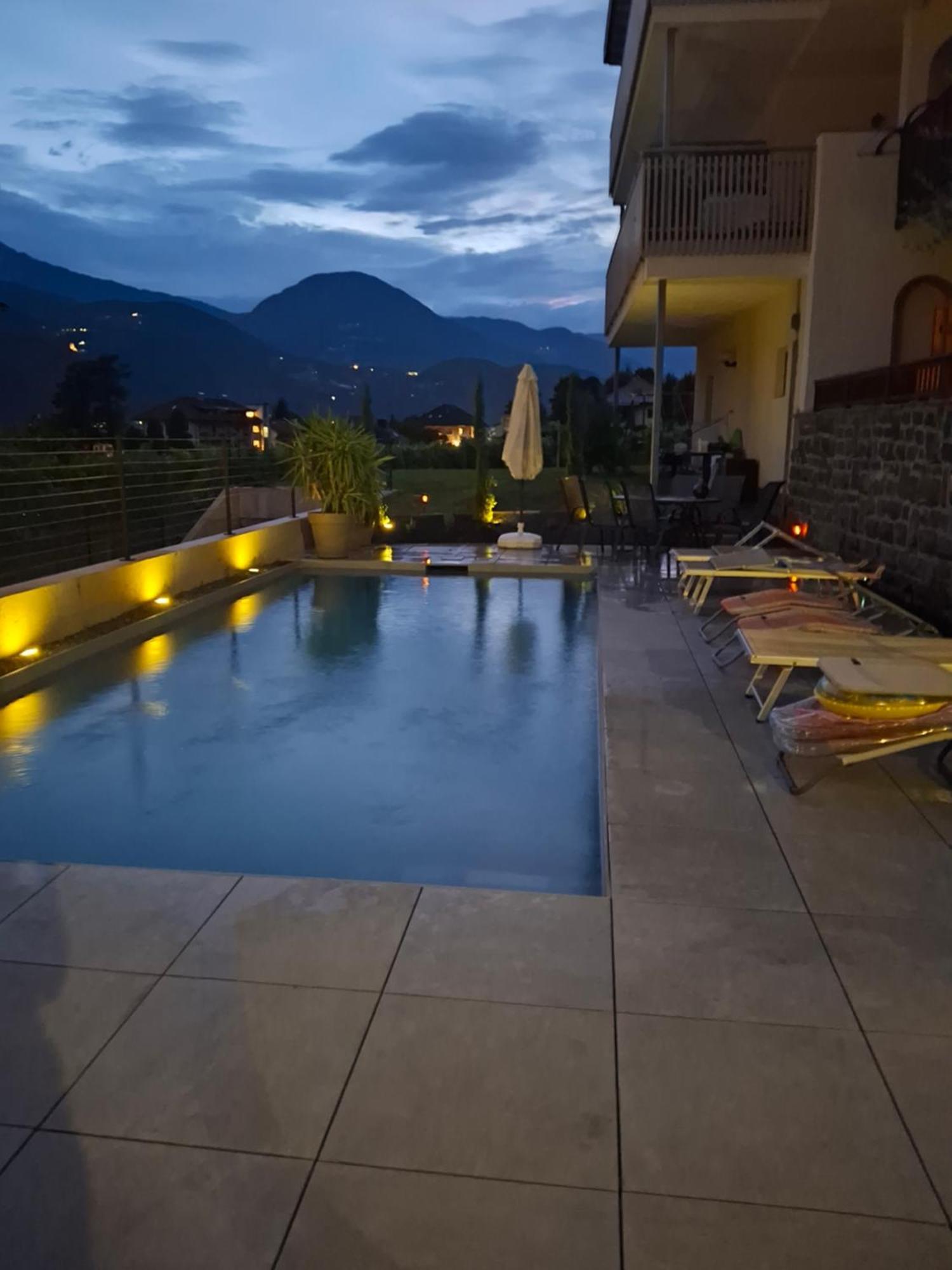 "Bindergor-Hof" Georg Barbieri Apartment Terlano Bagian luar foto
