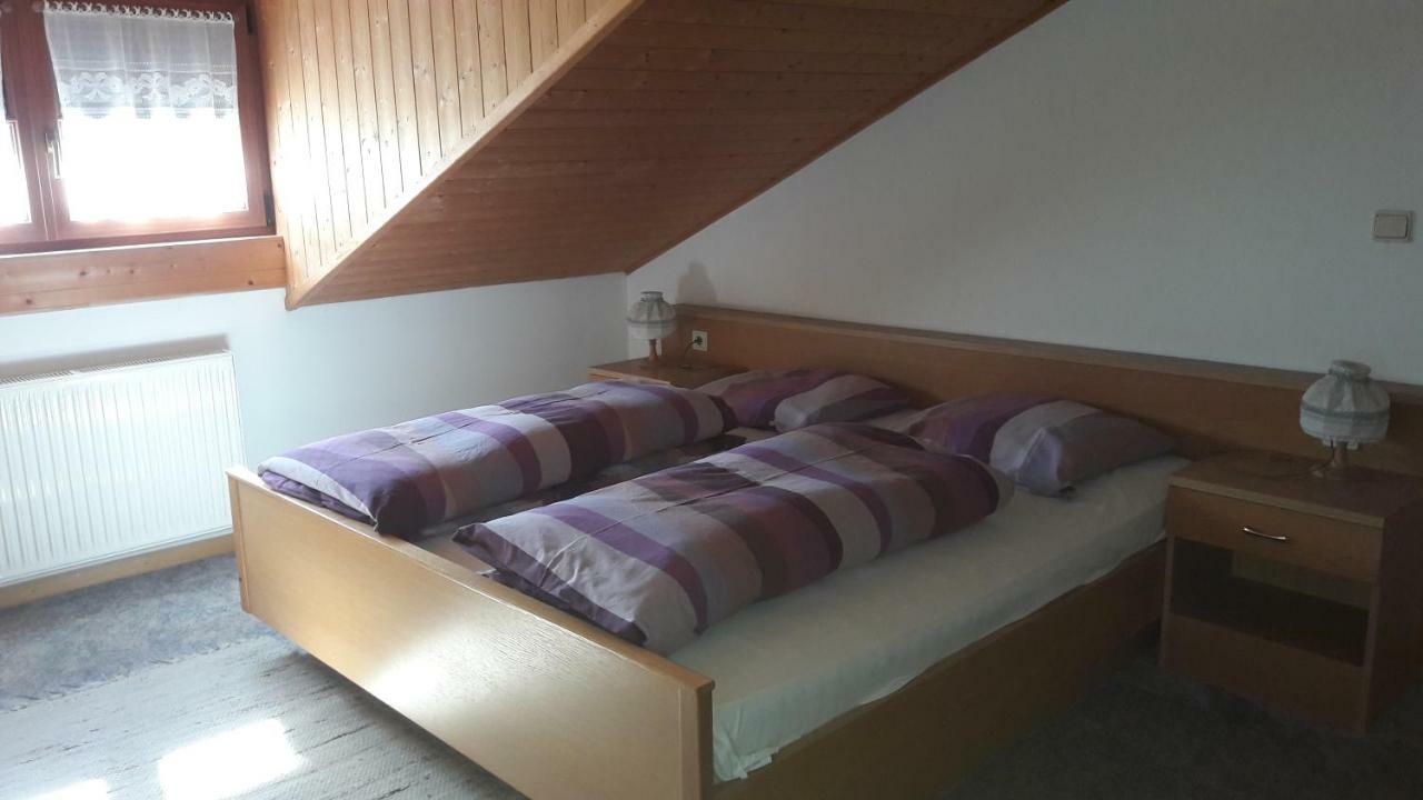 "Bindergor-Hof" Georg Barbieri Apartment Terlano Bagian luar foto